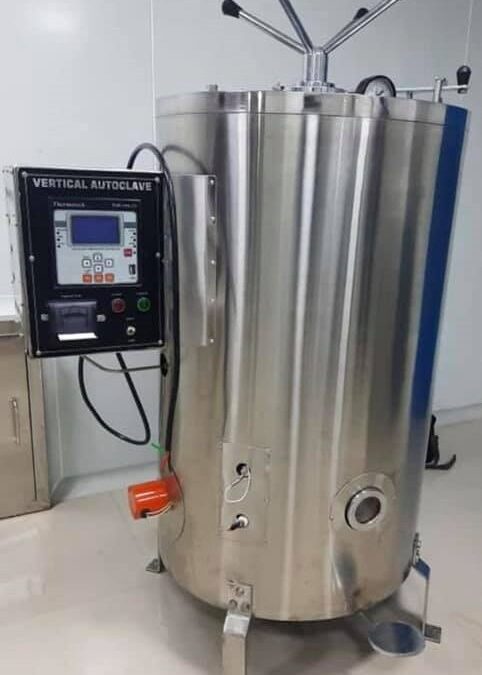 AUTOCLAVE VERTICAL